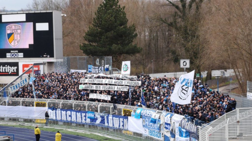 Jena TSV 1860 Spruchband