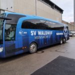 Corona: Mehrere Spieler von Waldhof Mannheim positiv getestet Mannschaftsbus Waldhof Mannheim