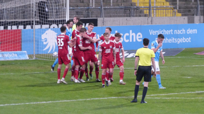 Torjubel Unterhaching