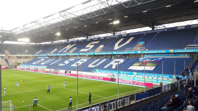 MSV Duisburg Wedaustadion Blick auf die Gegengerade