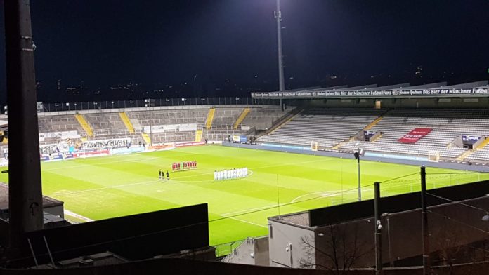 TSV 1860 Dynamo Dresden 22.03.2021 Schweigeminute