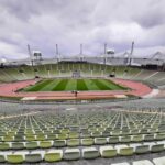 Olympiastadion München Blick auf die Haupttribüne mit Zeltdach