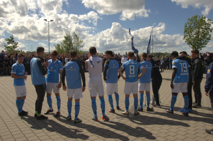 Mannschaft des TSV 1860 München nach der Niederlage gegen Ingolstadt