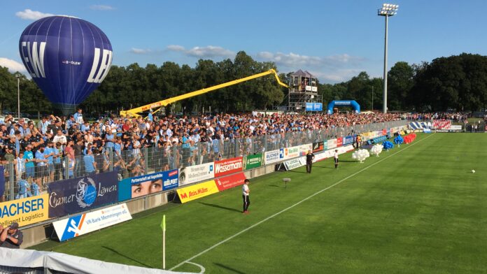 13.7.2017 FC Memmingen-TSV 1860, Gegengerade 13.7.2017 FC Memmingen - TSV 1860 toto pokal