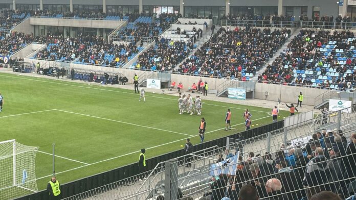 Der Torjubel nach dem 0:1 durch Merveille Biankadi