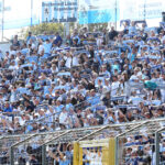 Westkurve mit Zuschauern im Grünwalder Stadion beim TSV 1860 München