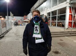 Martin Gräfer Vorstandsvorsitzender DieBayerische Verlängert Mit Dem TSV 1860 München