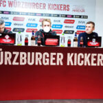 Michael Köllner auf PK: “Junge Spieler brauchen Vertrauen!” Pressekonferenz Würzburg 1860 Schwarz Köllner 20122021