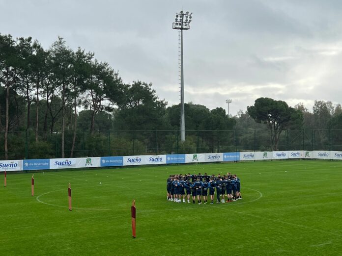 TSV 1860 Trainingslager Belek Mannschaftskreis
