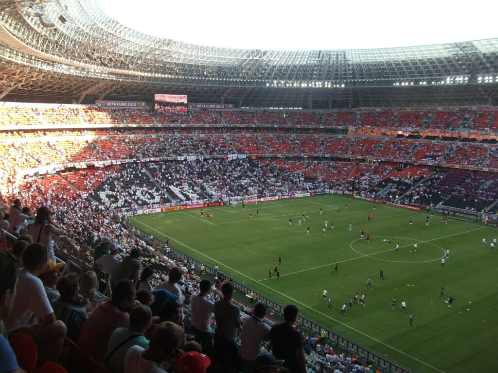 Englische Fans in der DonbassArena 