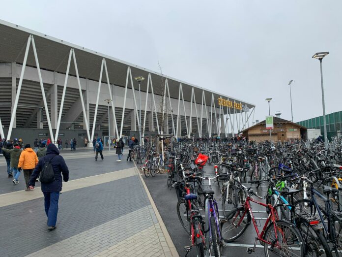 Europa Park Stadion Freiburg Außenansicht