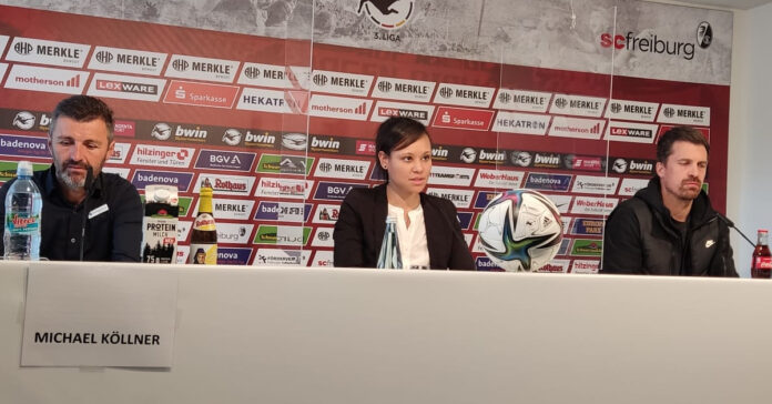 Michael Köllner Thomas Stamm SC Freiburg II TSV 1860 Pressekonferenz