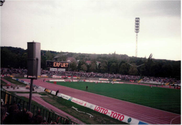 Steigerwaldstadion Erfurt Beim Spiel Gegen Den TSV 1860 München September 1991 Steigerwaldstadion Erfurt Beim Spiel Gegen Den TSV 1860 München September 1991