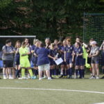 Frauen bekommen Meisterpokal überreicht – Vierte gewinnt