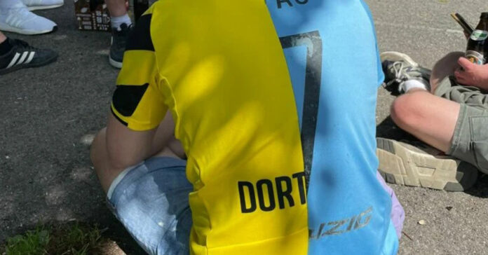 TSV 1860 Borussia Dortmund BVB Trikot TSV 1860 Borussia Dortmund BVB Trikot