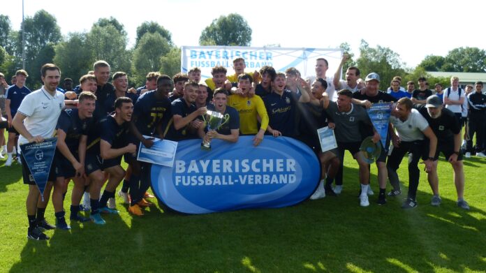 220605 17.33 U19 Pokalfinale Ismaning SIEGEREHRUNG 09 U19 Pokal