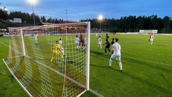 Spielszene SV Erlbach TSV 1860 München II 20 07 2022