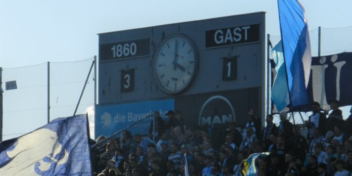 Endstand TSV 1860 München SV Wehen Wiesbaden 3 1 Anzeigetafel Grünwalder Stadion Endstand TSV 1860 München SV Wehen Wiesbaden 3 1 Anzeigetafel Grünwalder Stadion