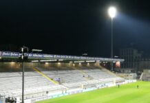 Grünwalder Stadion Flutlicht Strahler Umbau Tauglichkeit 2 Bundesliga