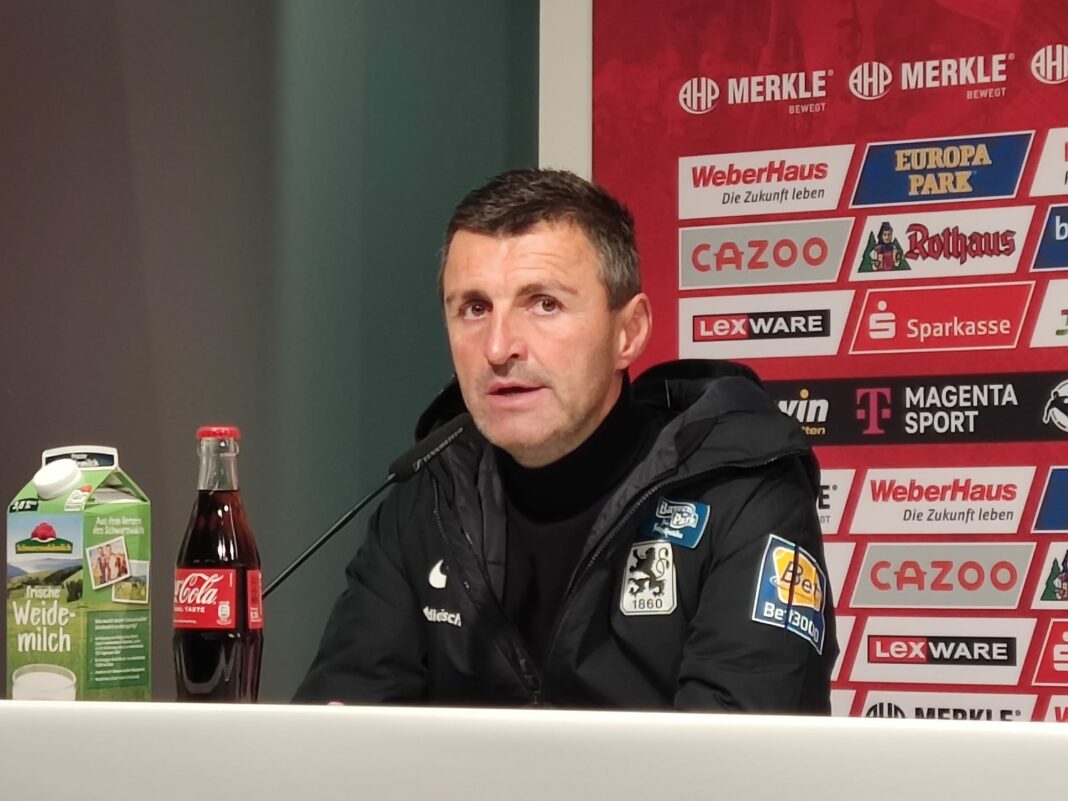 Michael Köllner Pressekonferenz SC Freiburg II TSV 1860 München