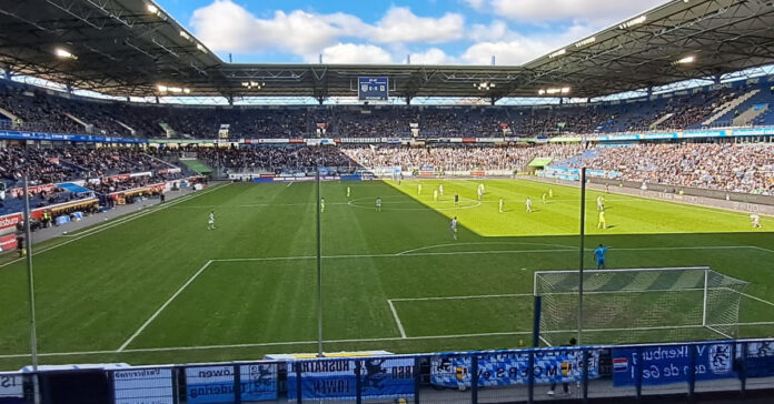 MSV Duisburg TSV 1860 Fotogalerie Titelbild Hirsch