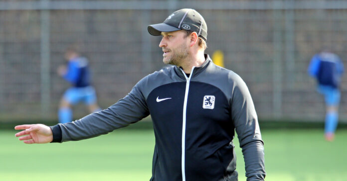 Tsv 1860 Iv Vierte Trainer Christian Ranhart
