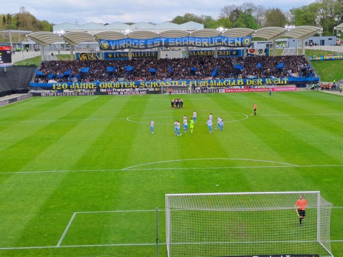 1 Fc Saarbrücken Tsv 1860 Fotogalerie (9)