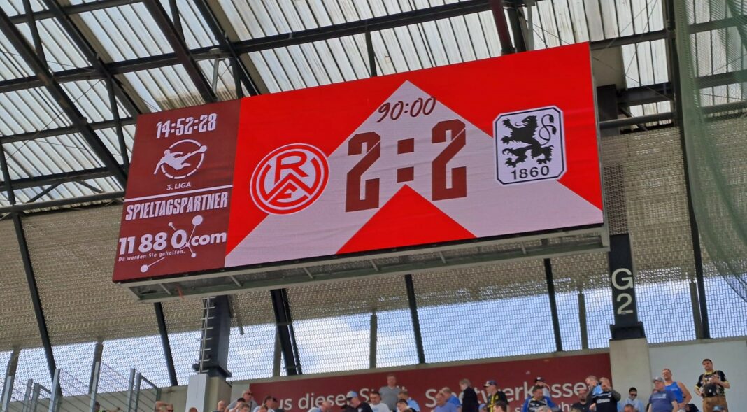 Endstand Rot Weiss Essen TSV 1860 München 2 2 36.Spieltag 3.Liga 2022 23