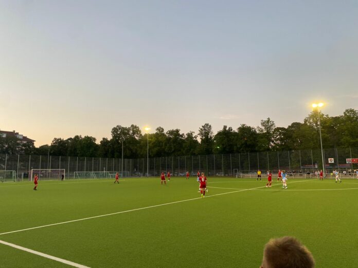 TSV 1860 Frauen Löwinnen SV RW Überacker II