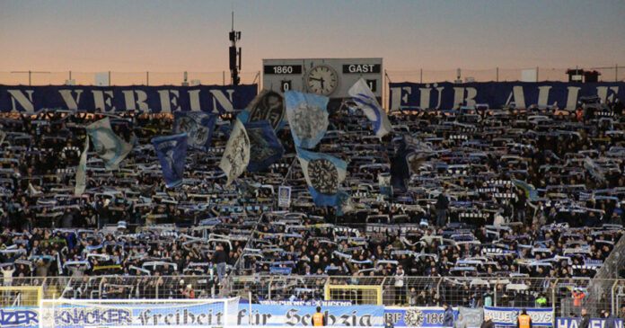 TSV 1860 Grünwalder Stadion CR Fotos (14) Blick auf die Westkurve