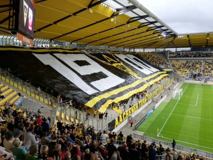 Alemannia Aachen Rot Weiß Ahlen Regionalliga West August 2022 Choreografiejpg Alemannia Aachen Rot Weiß Ahlen Regionalliga West August 2022 Choreografiejpg