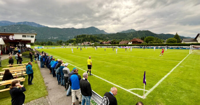 Titelbild TSV 1860 Blau-WeißW Linz Fotogalerie Windischgarsten (1) Titelbild TSV 1860 Blau-Weiß Linz Fotogalerie Windischgarsten (1)