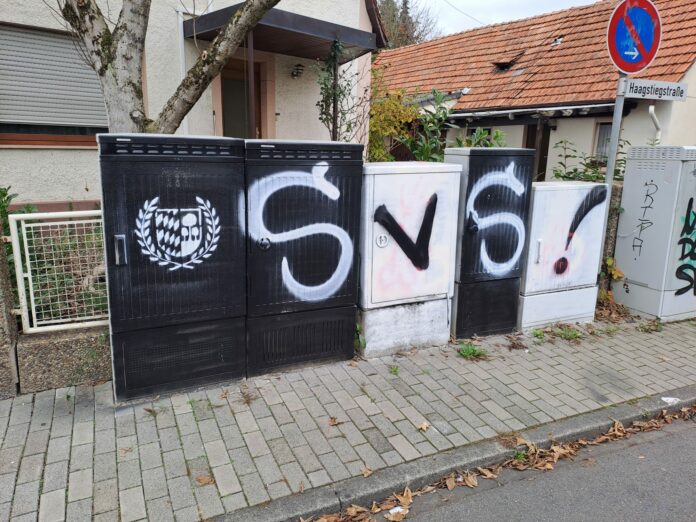 SVS Graffiti auf Stromkästen