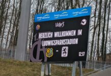 Gegnervorstellung 25/26 Teil 2: 1. Fußball-Club Saarbrücken e.V. Anzeigetafel im Ludwigspark in Saarbrüken
