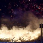Feuerwerk über der Westkurve