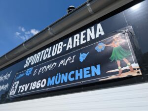 Plakat an der Arena in Verl