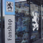 Fanshop der Merchandising GmbH am Trainingsgelände