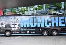 TSV 1860 München bestreitet Testspiel beim FC Dingolfing mannschaftsbus tsv 1860