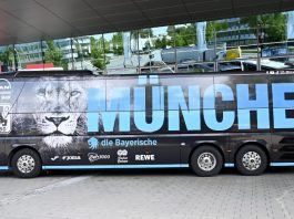 mannschaftsbus tsv 1860 finaltag