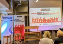 !NieWieder-Veranstaltung im Sechzgerstadion