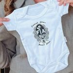 TSV 1860 München übergibt 2500 Strampler an das Klinikum Harlaching 1860 strampler harlaching