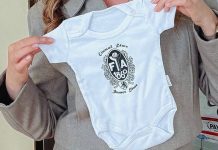 TSV 1860 München übergibt 2500 Strampler an das Klinikum Harlaching 1860 strampler harlaching