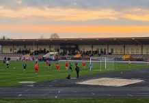 Amas bleiben Spitzenreiter: 4:0-Sieg in Augsburg Amas bleiben Spitzenreiter: 4:0-Sieg in Augsburg
