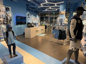 1860 Merchandising Kinga Malec Valentin Pusnava Fanshop