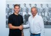 Die Tinte ist trocken: Florian Niederlechner bleibt ein Löwe Quelle: TSV München von 1860 Spielbetriebs-GmbH