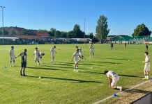 Löwen siegen souverän gegen Kreisklassist Kay Aufwärmen in Kay