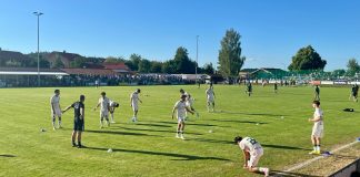 Aufwärmen in Kay