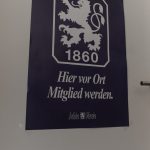 Plakat in "freier Wildbahn"